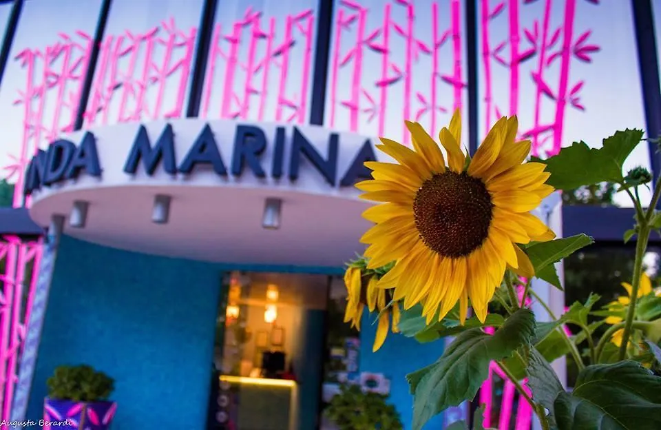 Hotel Onda Marina Misano Adriatico 3*,  Italia